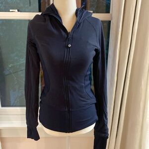 Lululemon fitted reversible hooded jacket size 8